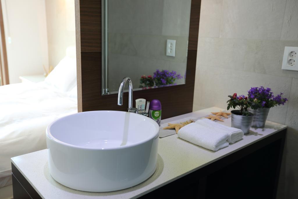 Cozy Sai Private House Villa Сеогвипо Екстериор снимка